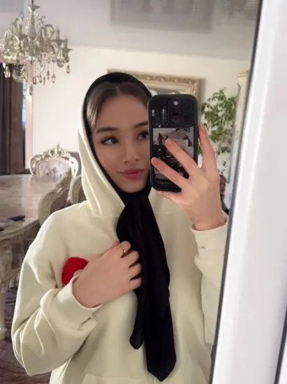 صورة أمينة فتاة من مدينة كالينيناول في داغستان روسيا مسلمة بعمر 18 سنة