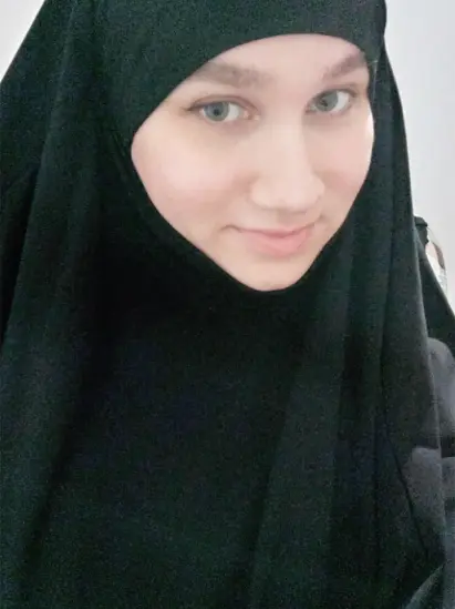 أمينة من محج قلعة في داغستان روسيا تبحث عن زواج جاد
