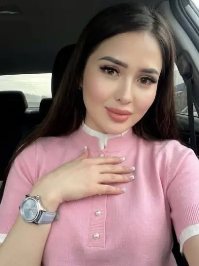 جولشان فتاة من ألماتي كازاخستان بعمر 27 سنة