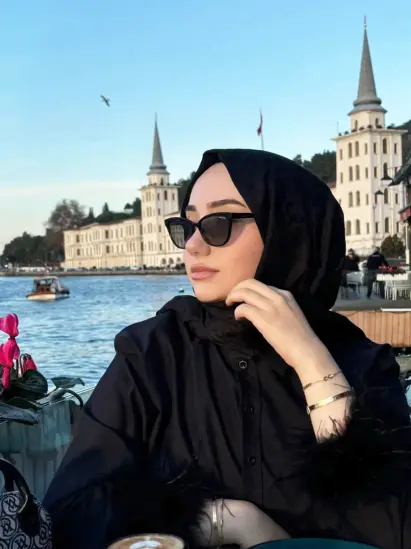 هانسي 24 سنة من إسطنبول تركيا ترغب في تعارف للزواج