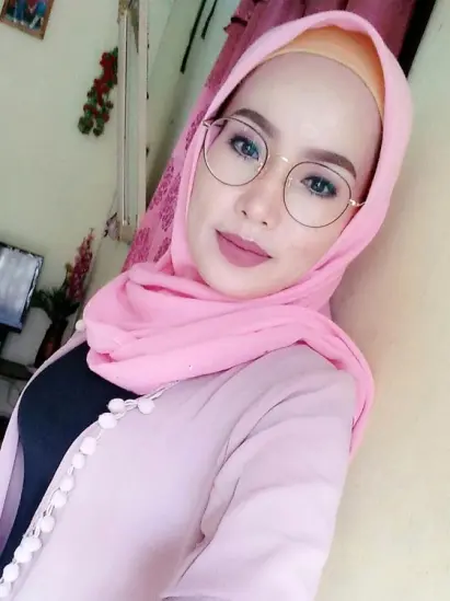 id_19719 بنات ماليزيا للتعارف