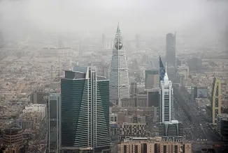 السعودية تحذر مواطنيها من السفر إلى عدد من الدول 