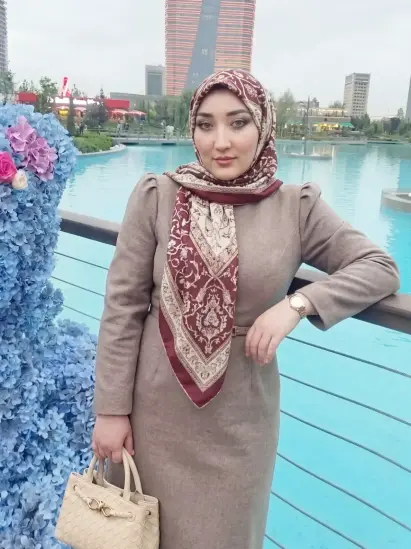 صورة زينورة من طشقند أوزبكستان 40 سنة ضمن ملف تعارف وزواج جاد